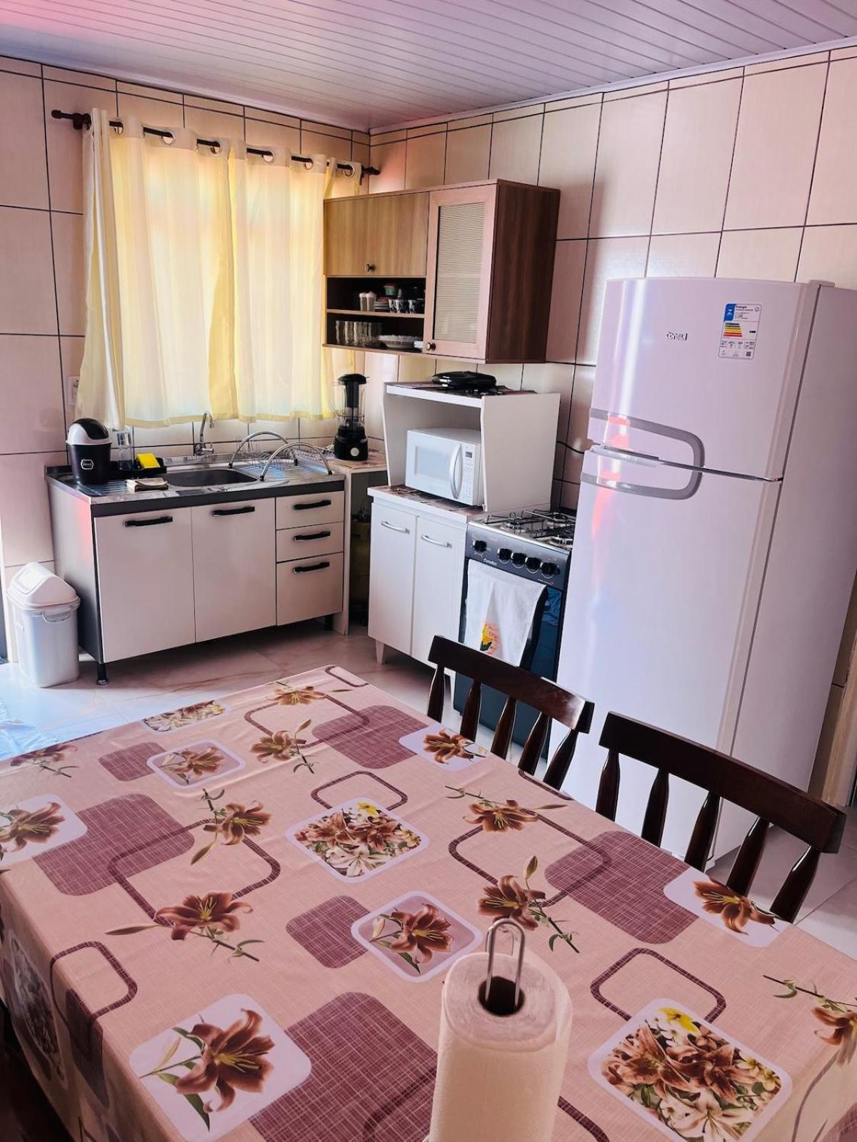Kitnet Iolanda Apartamento *